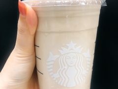 -星巴克臻选(深圳龙华红山天虹店)