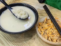 豆浆糯米饭-豆香园(龙翔店)