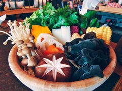 -湊湊火锅·茶憩(东城万达店)