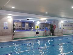-小蓝鲸游泳培训基地(石景山店)