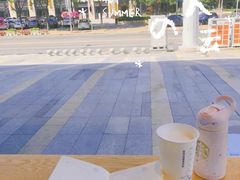 -星巴克(大连甘井子万达分店)