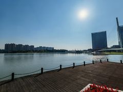 -翠山·映月湖景餐厅(映月湖公园店)