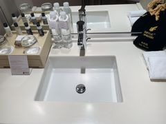 -上海中航虹桥机场泊悦酒店