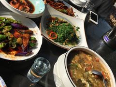 -吴越荣记苏州菜·松鼠桂鱼100%活鱼现做(斜塘老街店)