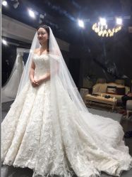 -艾米丽婚纱礼服