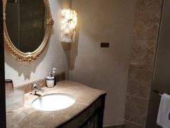 卫生间-美豪怡致酒店(上海长寿路店)