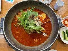 -喇喇排骨火锅·传统韩式脊骨汤(望京西园总店)
