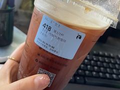 西柚气泡咖啡-瑞幸咖啡(中原万达店)