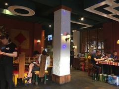 大堂-吧嘚嘴炭烧鸽串吧(北海街店)