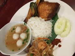 -小槟城美食馆