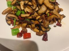 -清真·卡德尔大叔新疆主题餐厅(龙汇路店)