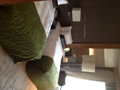 iphone_upload_pic-上海滴水湖皇冠假日酒店