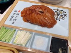 特色烤鸭-荷塘秋月·本帮江浙菜(国权路店)