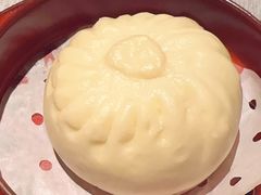 招牌秃黄油大包子-福玺荟(外滩罗斯福店)
