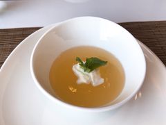 意大利番茄冷汤与水牛芝士-yokocho上横町·日本食街(深业上城店)