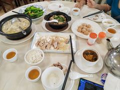 -品香菜馆(旗峰路中侨大厦店)