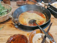 -贵厨酸汤牛肉(汇金星力城店)