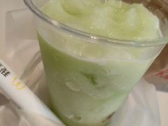 油柑雪冰-麦当劳(国际社区店)