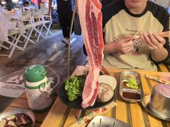 -叽叽扎扎烤肉场(生态城万达店)