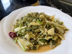 -亭下湖饭店(康岭店)