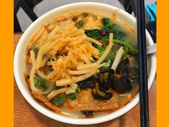 -螺小胖柳州螺蛳粉(钟楼总店)