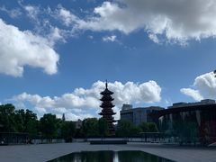 -龙华寺