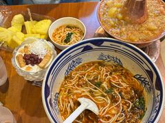 -蜗牛小馆醉乡民谣云南菜(惠新西里店)