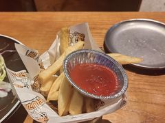 -HUZI虎滋精酿餐吧(京西大悦城店)