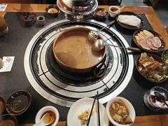 -阿山卓·野生菌火锅·纳西火塘烤肉