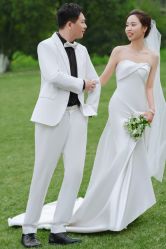 -金夫人婚纱摄影