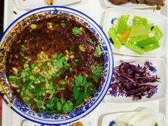 -吾穆勒蓬灰牛肉面·清真(北滨河中路店)