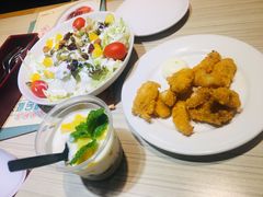 -卢家妈妈·西餐厨房(卜蜂中心店)