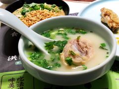 -洪氏嗨捞·猪肚鸡火锅(阳光天地店)