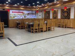 -屯老二农家铁锅炖·行业领军者(梅江店)