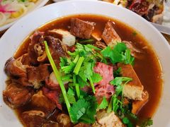 卤煮-鲜鱼口老字号美食街