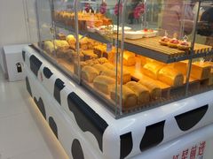 -红星前进面包牛奶公司(君太店)