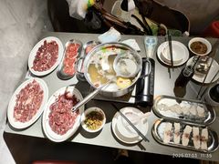 -金龙大四喜牛肉火锅