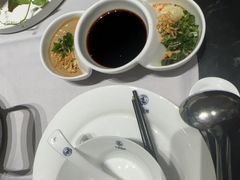 -红鼎豆捞·非遗鲍皇汤火锅(宝丰路店)