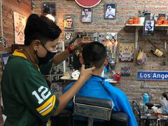 -席娜卡琳火车铁道夜市