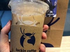 -瑞幸咖啡(中国凤凰大厦店)