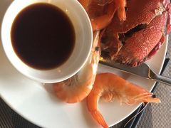 -大中华希尔顿酒店-念自助餐·嗨啤·小龙虾