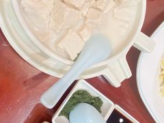 泉水石磨豆腐-老济南四合院·正宗鲁菜(宽厚里店)