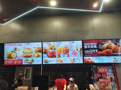 -肯德基(凯德国贸店)