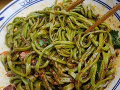 -秦君宝手擀菠菜面(金花路店)