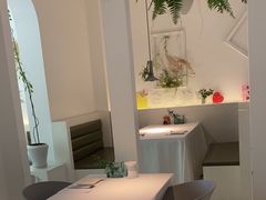 -春树下·树屋花房西餐厅(罍街AS1980店)