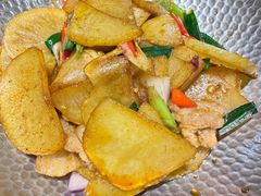 -隔壁老王·家常云南菜(花巷店)