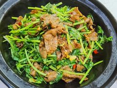 砂锅焗肥牛-雅和生态渔庄·宜城锅巴饭(龙灵山公园店)