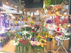 -谷莠子花艺气球派对·绿植造景·花艺沙龙(东海缤纷天地店)