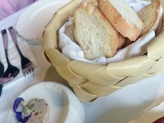 -LESCEDARS Brasserie Bistro香柏树