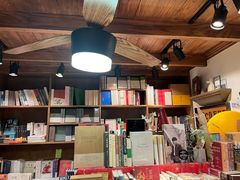 -橡皮书店(翠湖北路店)
